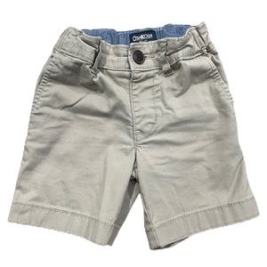 EUC Oshkosh B’gosh®️Toddler Boy SIZE3T Khaki Chinos Shorts with Adjustable Waist